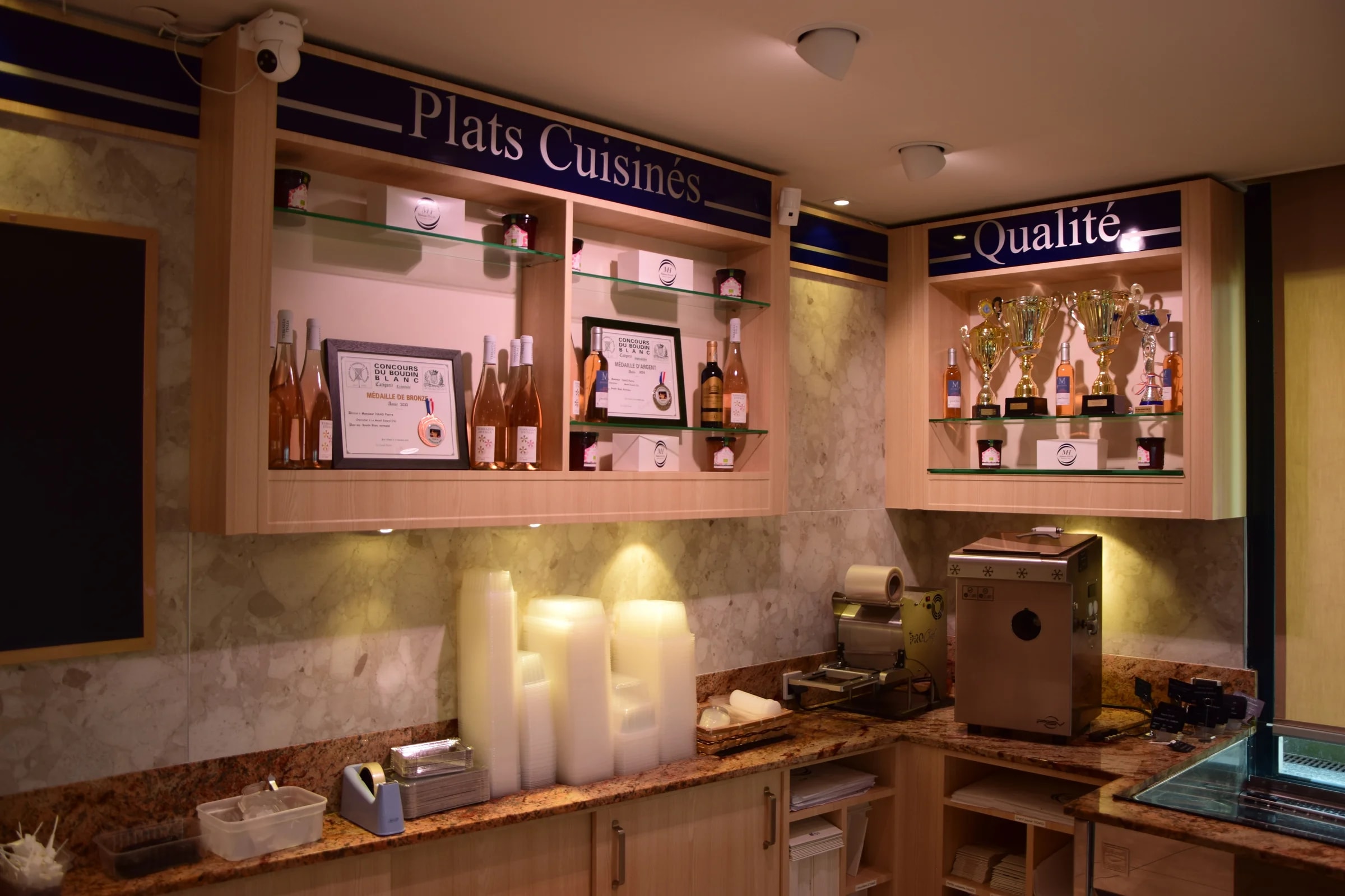 BOUCHERIE MESNIL ESNARD - Après 2